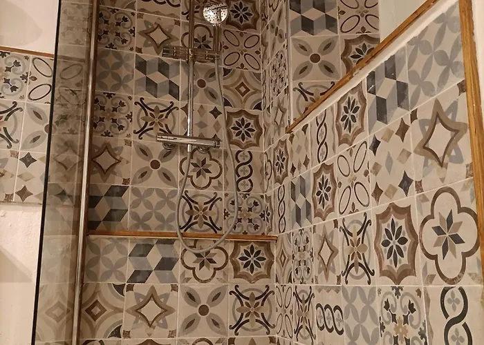 Degli Angeli جنوة