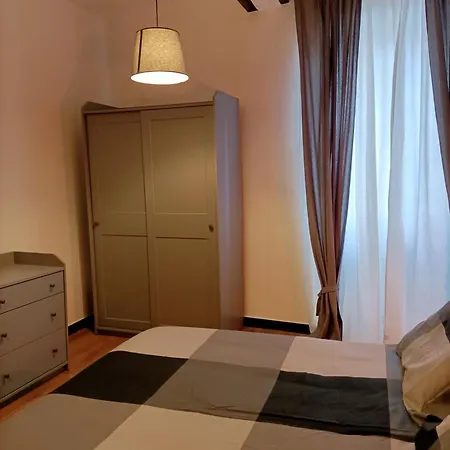 Degli Angeli Daire Cenova